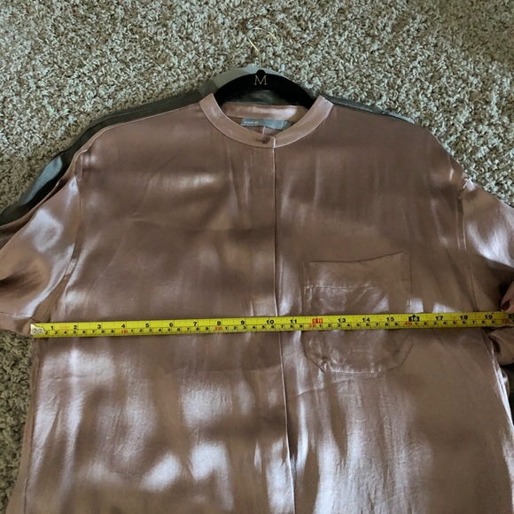 Set of Vince Silk Blouses xs /s green blush - Picture 7 of 7